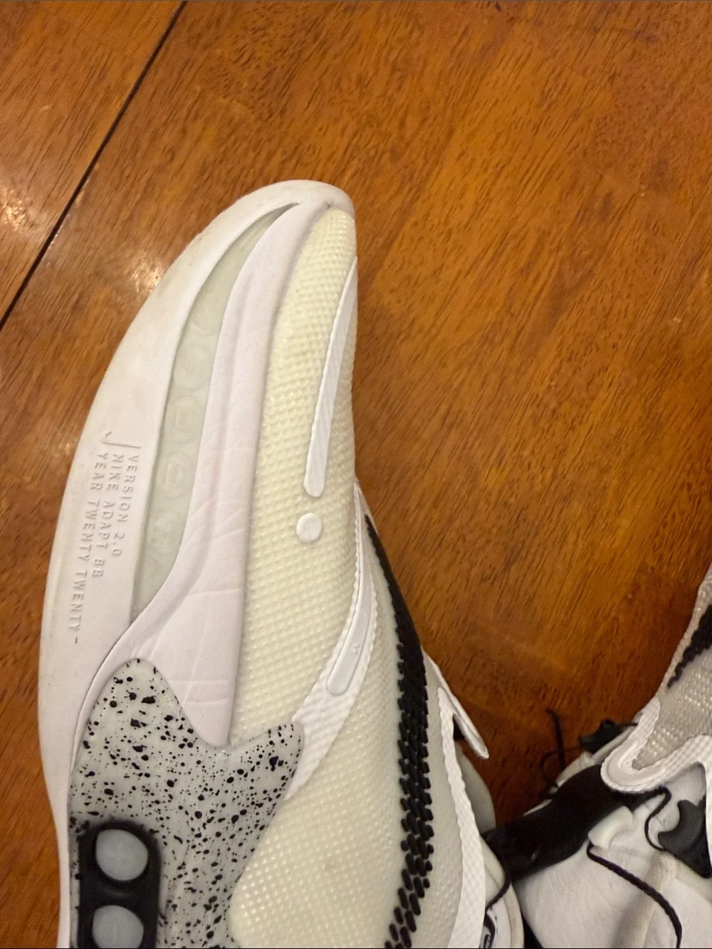 Nike men White and Black Speckled Adaptive Sneakers 8.5